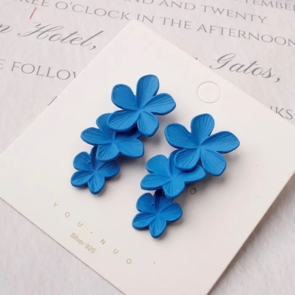 NEW flower drop dangle earrings